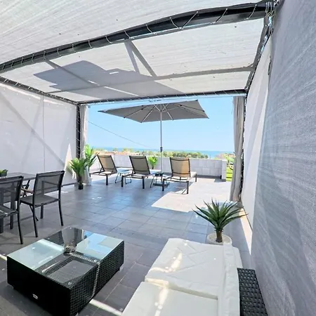 Appartamento 2nd Floor & Rooftop 6