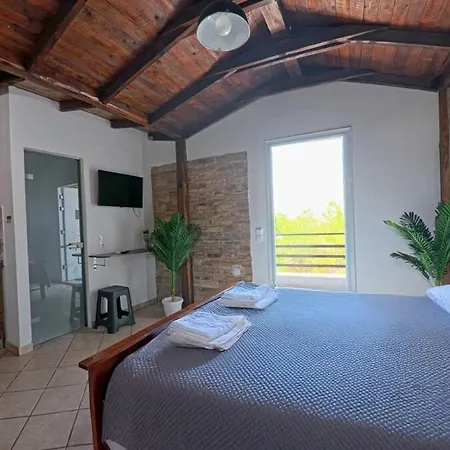 2nd Floor & Rooftop 6